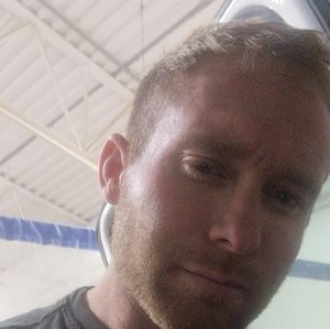 Meet your Posher, Travis